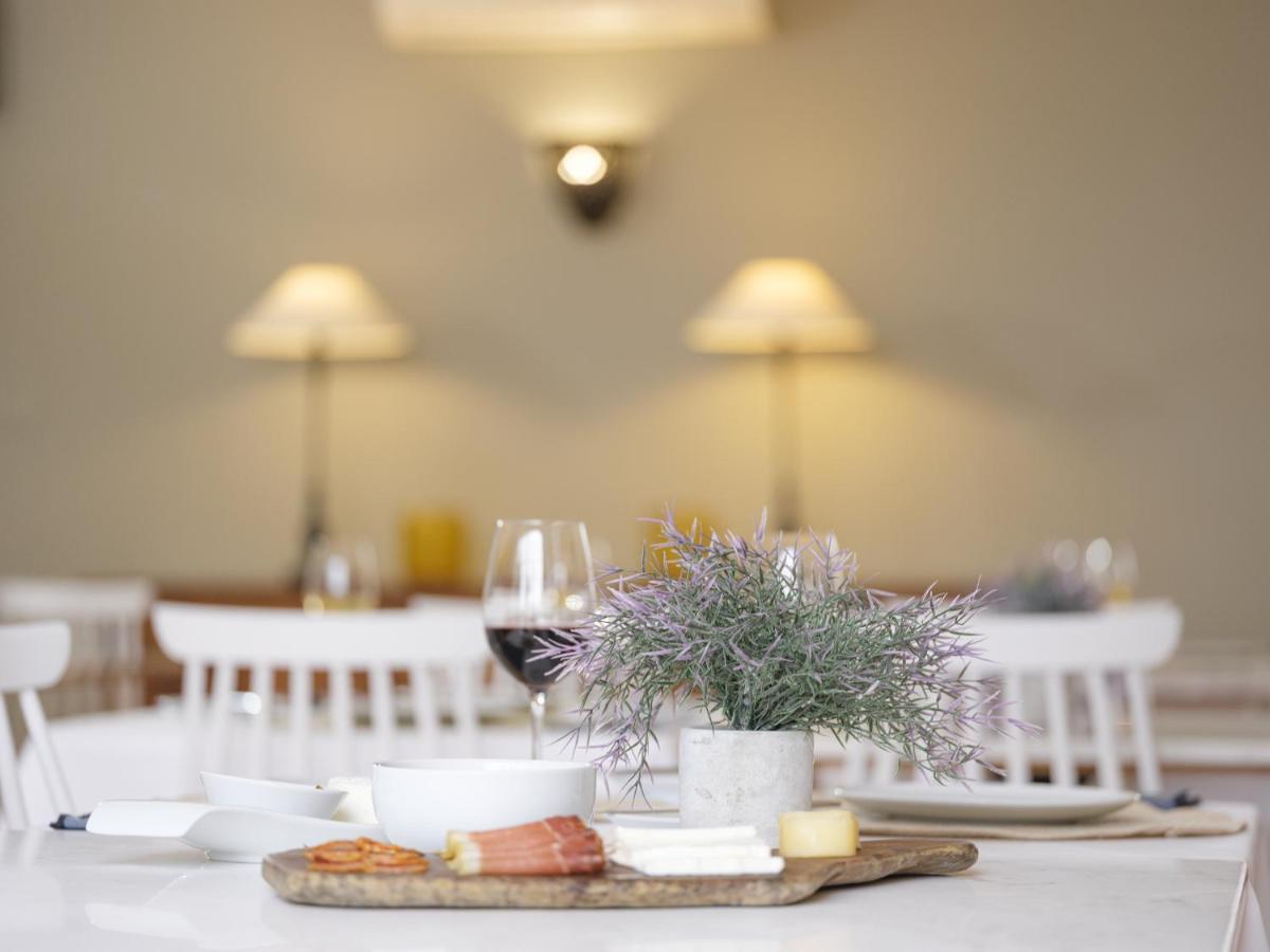 Adc - Albergaria Do Calvario - By Unlock Hotels Evora Luaran gambar